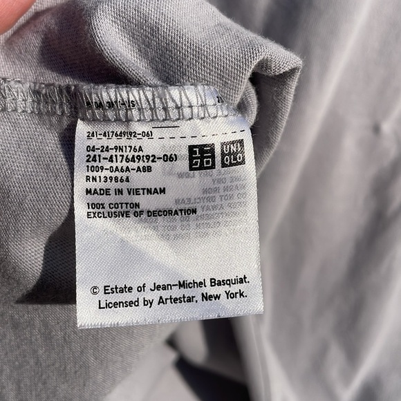 SPRZNY Uniqlo X Jean Michel Basquiat Pocket Dino Art T-Shirt Gray Size Small - Picture 7 of 7
